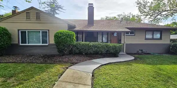 1142 Oakwood Ave