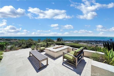 9 Jade Cove