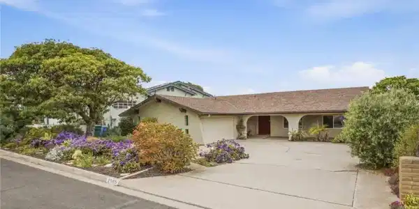 2565 Bay Vista Lane