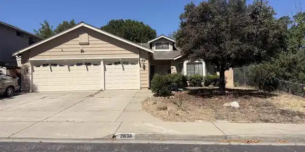 2838 BELLFLOWER DRIVE