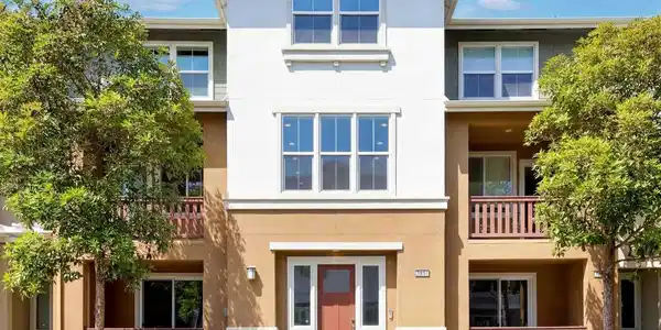 5569 Azalea Way