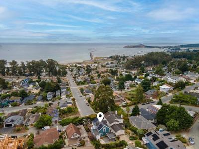 1107 Columbus Street
