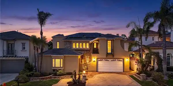 6467 Frampton