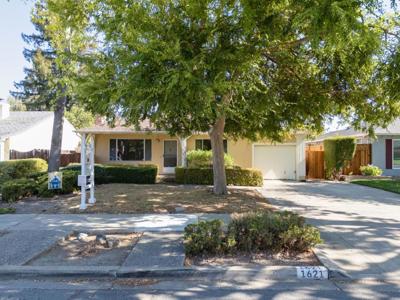 1621 Connecticut Drive