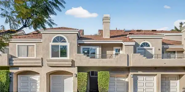 25081 Leucadia St.