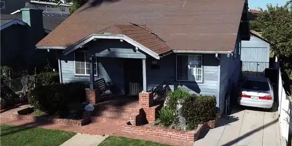 834 W Santa Cruz