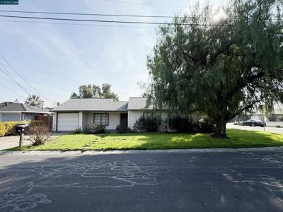 2310 2310 Belmont Rd