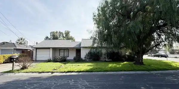 2310 2310 Belmont Rd