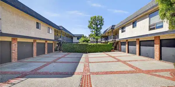 2115 Ohio