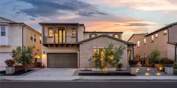 5201 Goldenrod Cir