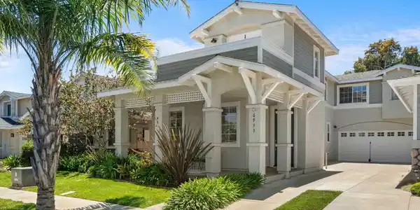 6933 Catamaran Drive