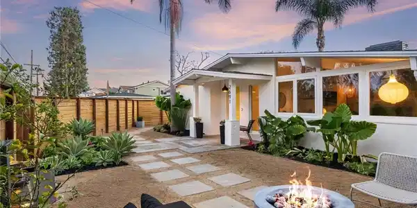 2691 Club Mesa