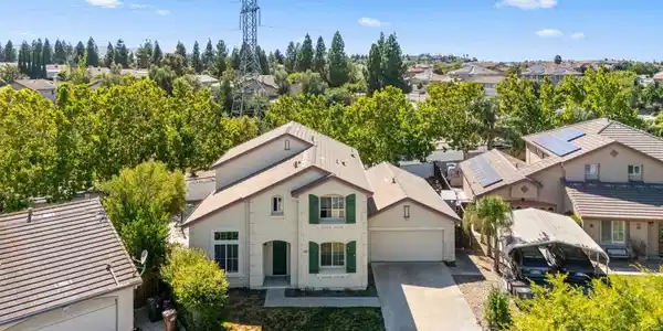 4504 Pony  Court