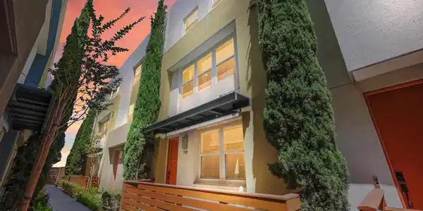 758 Seaside Street