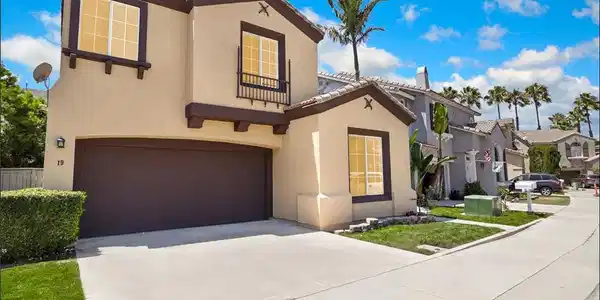19 Nopalitos Way