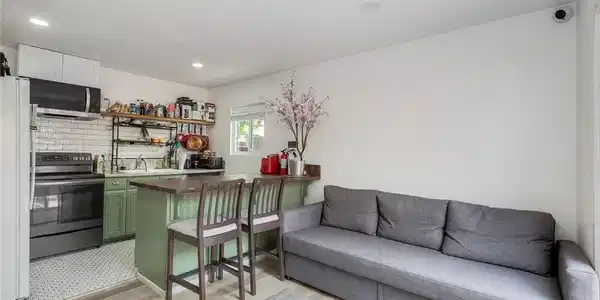 1434 Hilltop Drive