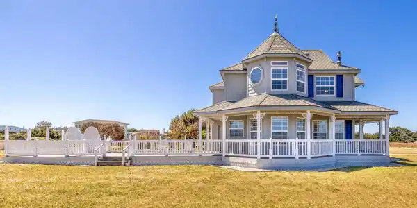 19351 Del Mar Drive