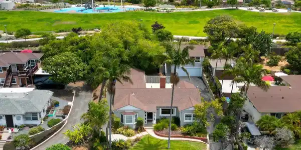2862 Highland Drive