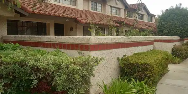 422 Las Palomas Drive