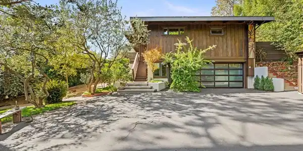 144 Ocean View Ave
