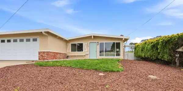 2140 Espanola Drive