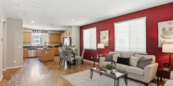 57 Regency Place
