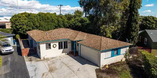13708 Judah Avenue