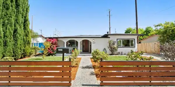 3069 Agate Drive