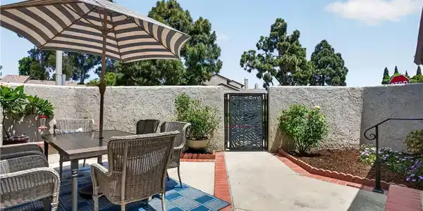 8488 Oakstone Circle