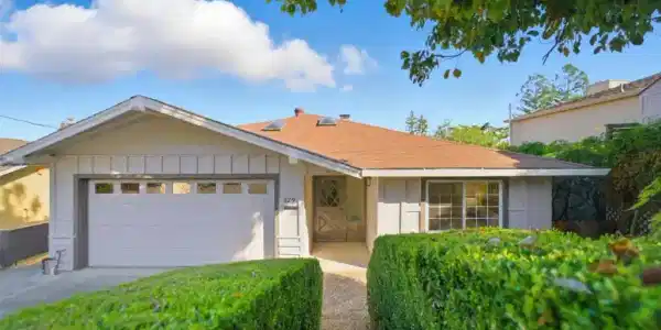 329 Oakview Drive