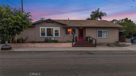 3595 Arizona Street