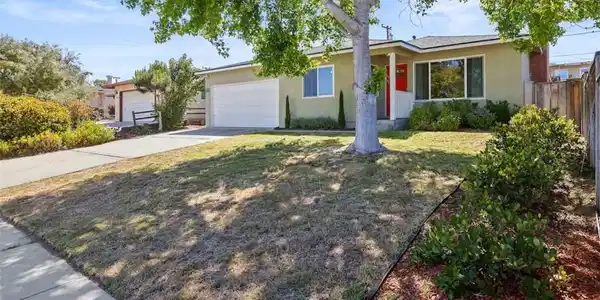 854 N 1st Street