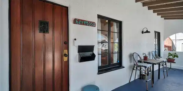 Image 4
