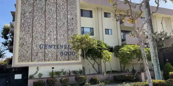 5000 S Centinela Avenue