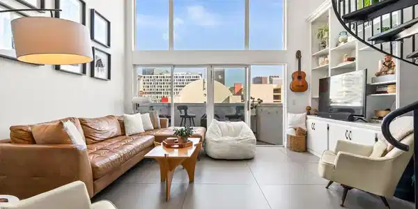 221 Island Ave