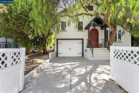 246 Wellington Ave