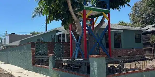 Image 3