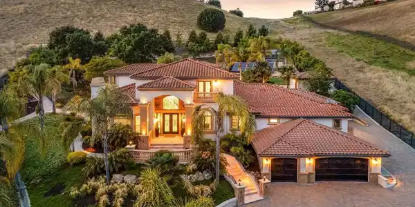 44126 Paseo Padre Pkwy