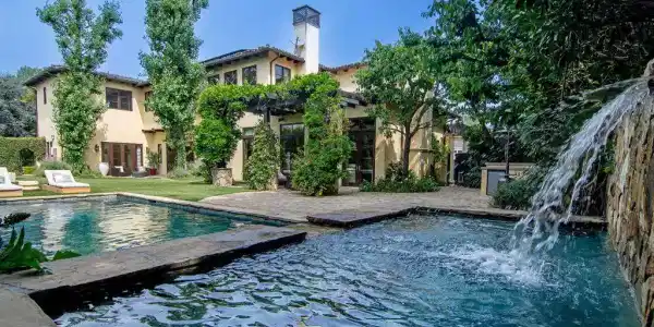 1221 Minorca Drive