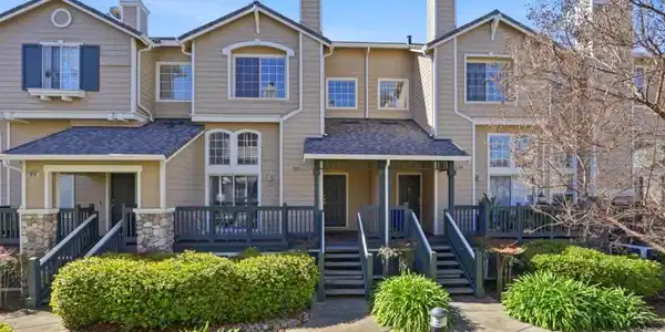 1856 Elk Grove