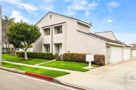 18815 Thornwood Circle