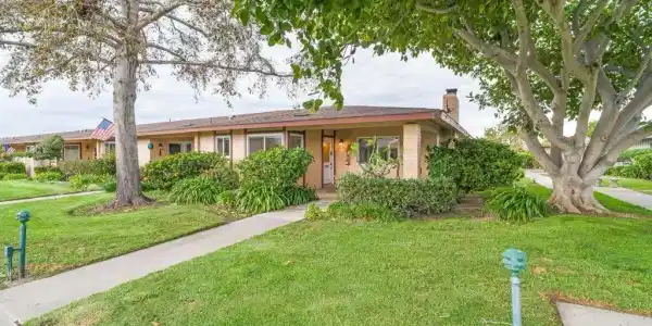 269 E Elfin Green