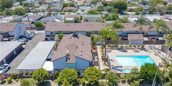 2231 Santa Fe