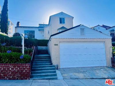 1317 S Dodson Avenue