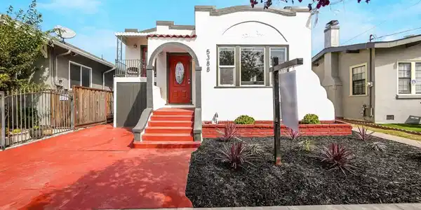 5388 Wentworth Ave