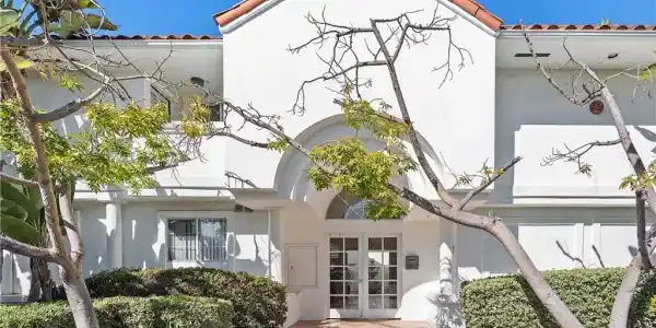 206 Avenida Montalvo
