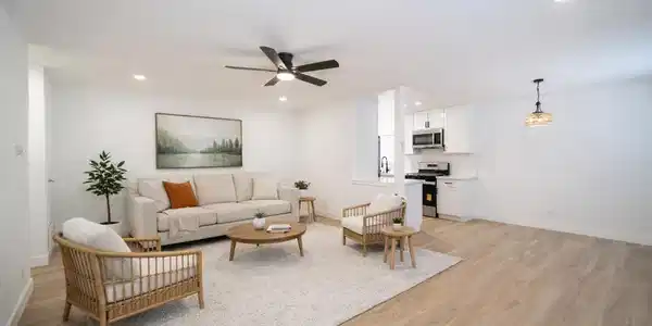 1306 W San Ysidro Boulevard