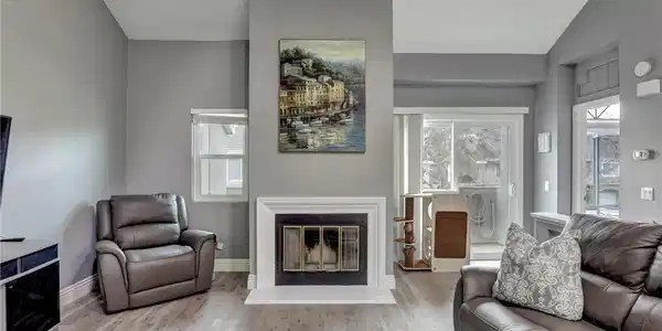 25081 Leucadia St.