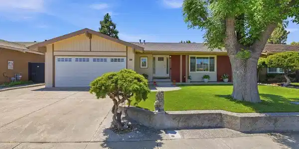 35939 Ashton Pl