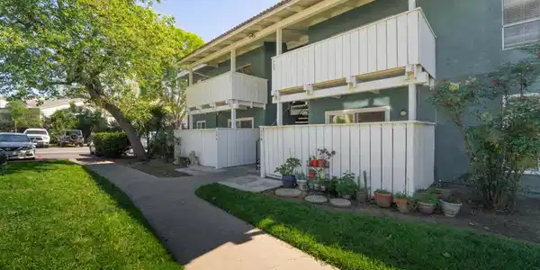 1300 Saratoga Avenue